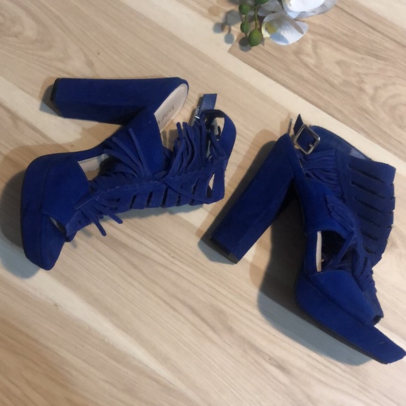 Anthropologie fringe blue suede platform heels - Picture 4 of 6